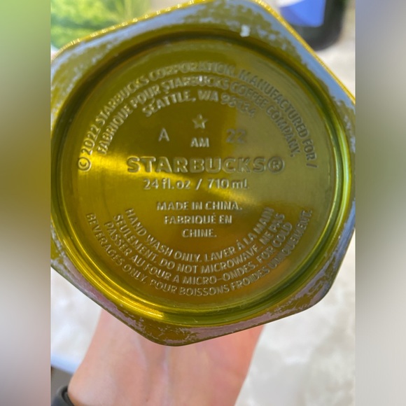 Starbucks 24oz Water Cup - Picture 5 of 5